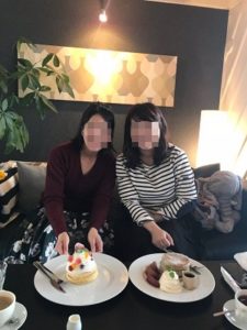 クルージングカフェマリカ、ソファ席