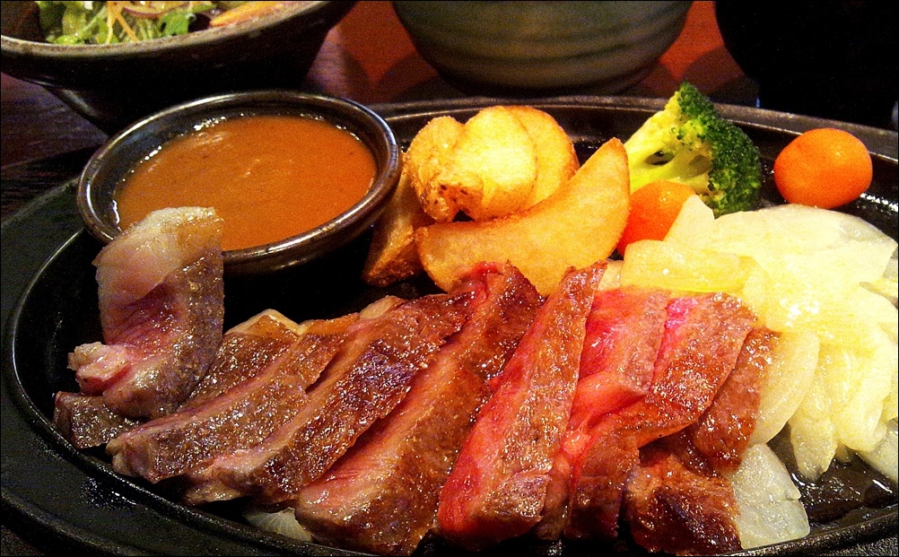 六段　神戸牛ステーキ